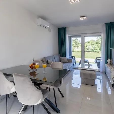 Luxury Katarina Διαμέρισμα *