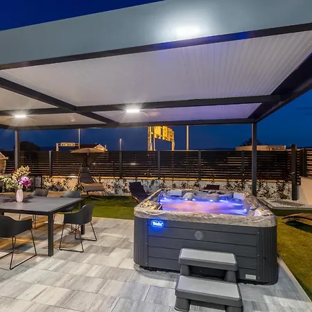 Διαμέρισμα Luxury Katarina *